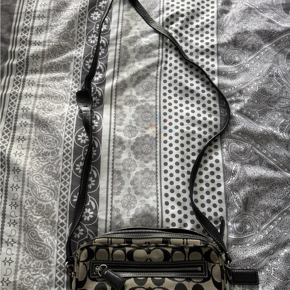 Stylish Coach Black Crossbody Camera Bag